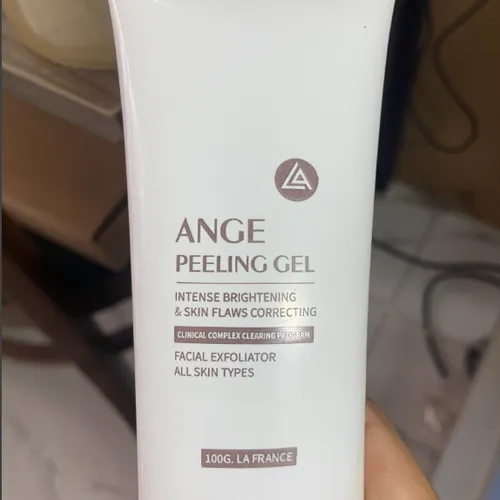 In logo lên vỏ mỹ phẩm nhựa