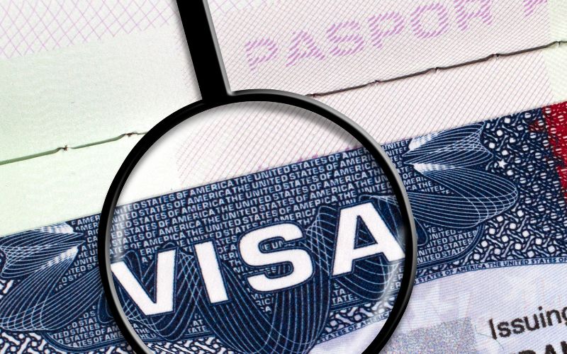 Việc xin visa định cư Úc là một quá trình phức tạp và đòi hỏi chi phí không nhỏ Việc xin visa định cư Úc là một quá trình phức tạp và đòi hỏi chi phí không nhỏ