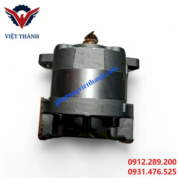 Bơm điều khiển PC75-3 PC78-5 Komatsu / 705-24-29090