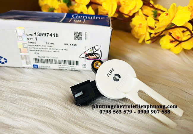 Thay thế cảm biến chân côn định kỳ sẽ giúp duy trì sự ổn định trong quá trình lái xe Thay thế cảm biến chân côn định kỳ sẽ giúp duy trì sự ổn định trong quá trình lái xe