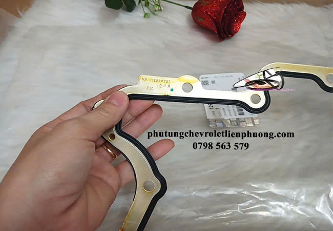 gioăng carte Colorado không còn kín, dầu sẽ rò rỉ ra ngoài, gây nguy hiểm cho động cơ. gioăng carte Colorado không còn kín, dầu sẽ rò rỉ ra ngoài, gây nguy hiểm cho động cơ.