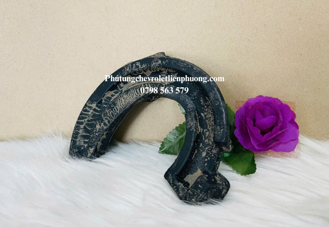 Chức năng chính của đệm lò xo giảm xóc Cruze là hấp thụ các cú sốc từ mặt đường Chức năng chính của đệm lò xo giảm xóc Cruze là hấp thụ các cú sốc từ mặt đường