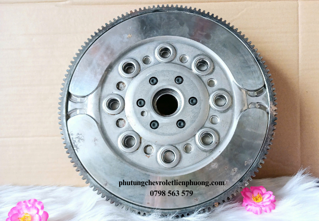 Bánh đà Captiva bị hỏng ảnh hưởng đến nhiều bộ phận khác trong hệ thống truyền động Bánh đà Captiva bị hỏng ảnh hưởng đến nhiều bộ phận khác trong hệ thống truyền động