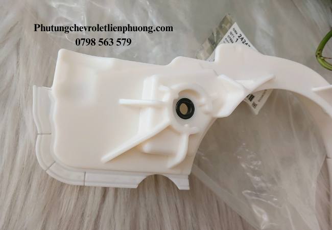 Vết nứt của ốp xích hộp số có thể khiến dầu máy rò rỉ ra ngoài hoặc bụi bẩn lọt vào Vết nứt của ốp xích hộp số có thể khiến dầu máy rò rỉ ra ngoài hoặc bụi bẩn lọt vào