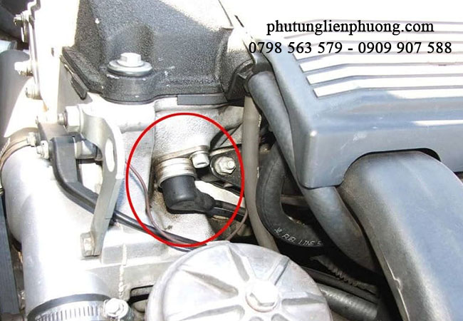 vị trí xác định cảm biến trục cam để các bác tham khảo vị trí xác định cảm biến trục cam để các bác tham khảo