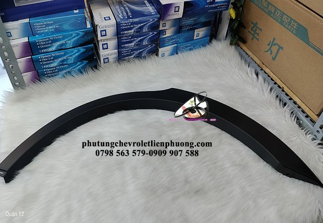 ốp hông sau trái xe chevrolet captiva chính hãng ốp hông sau trái xe chevrolet captiva chính hãng