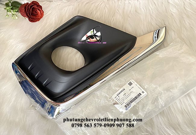 ốp đèn gầm phải có mạ chevrolet captiva c140 ốp đèn gầm phải có mạ chevrolet captiva c140