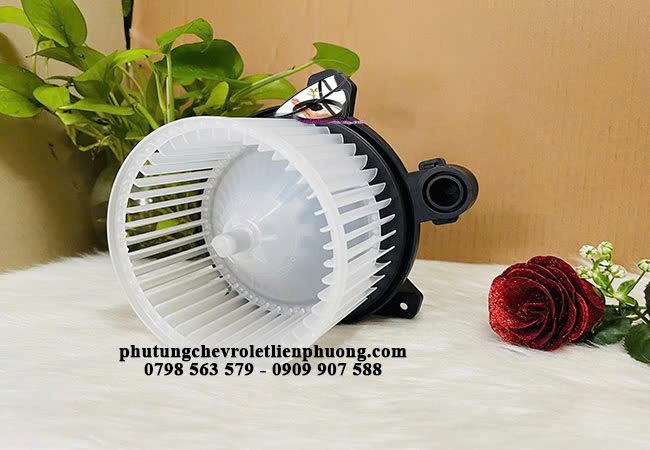 Quạt dàn lạnh Vinfast Fadil được sản xuất theo tiêu chuẩn chất lượng cao, hoạt động ổn định Quạt dàn lạnh Vinfast Fadil được sản xuất theo tiêu chuẩn chất lượng cao, hoạt động ổn định