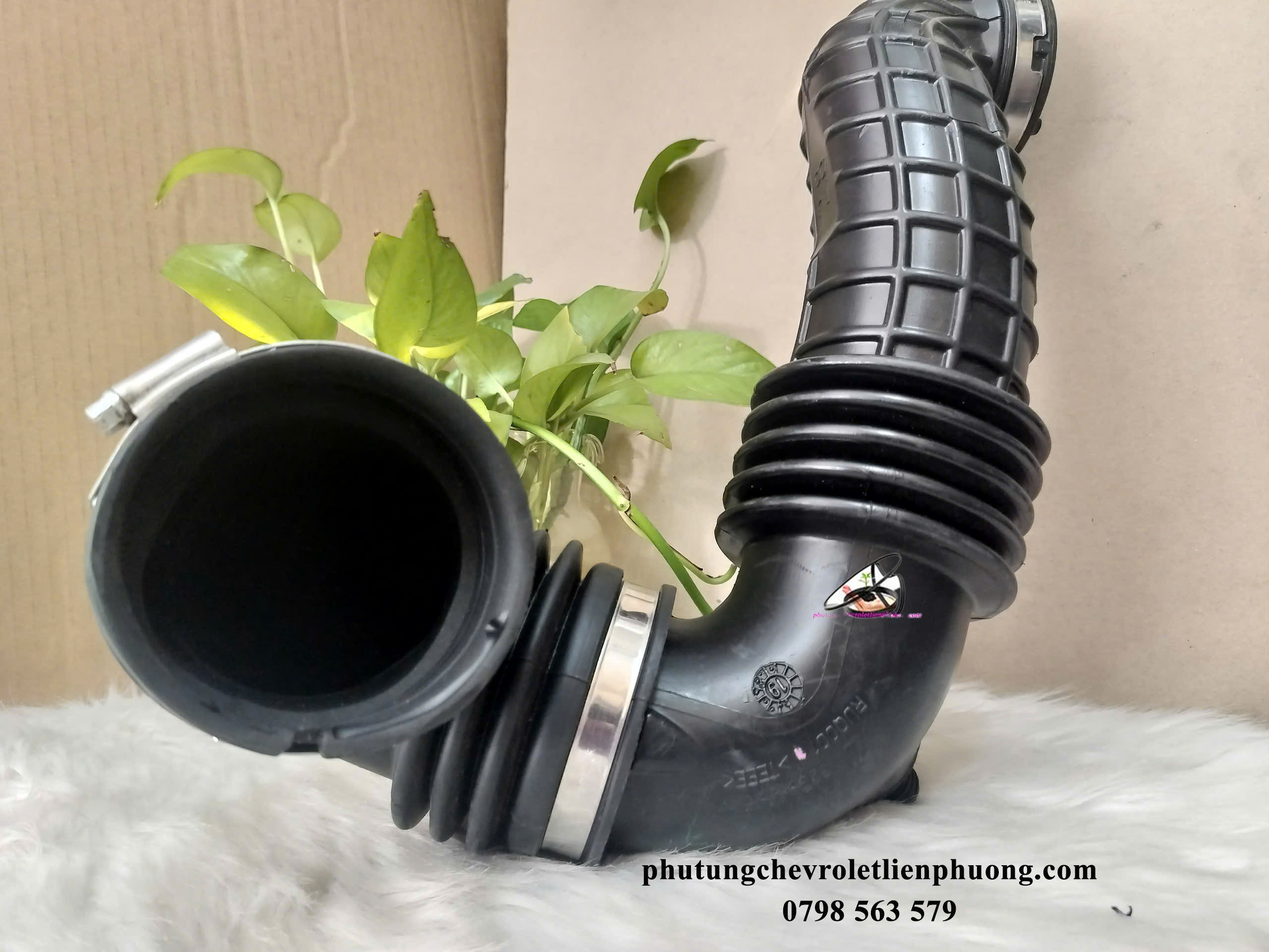 ống hút gió bị tắc nghẽn hoặc hư hỏng làm hiệu suất động cơ giảm ống hút gió bị tắc nghẽn hoặc hư hỏng làm hiệu suất động cơ giảm