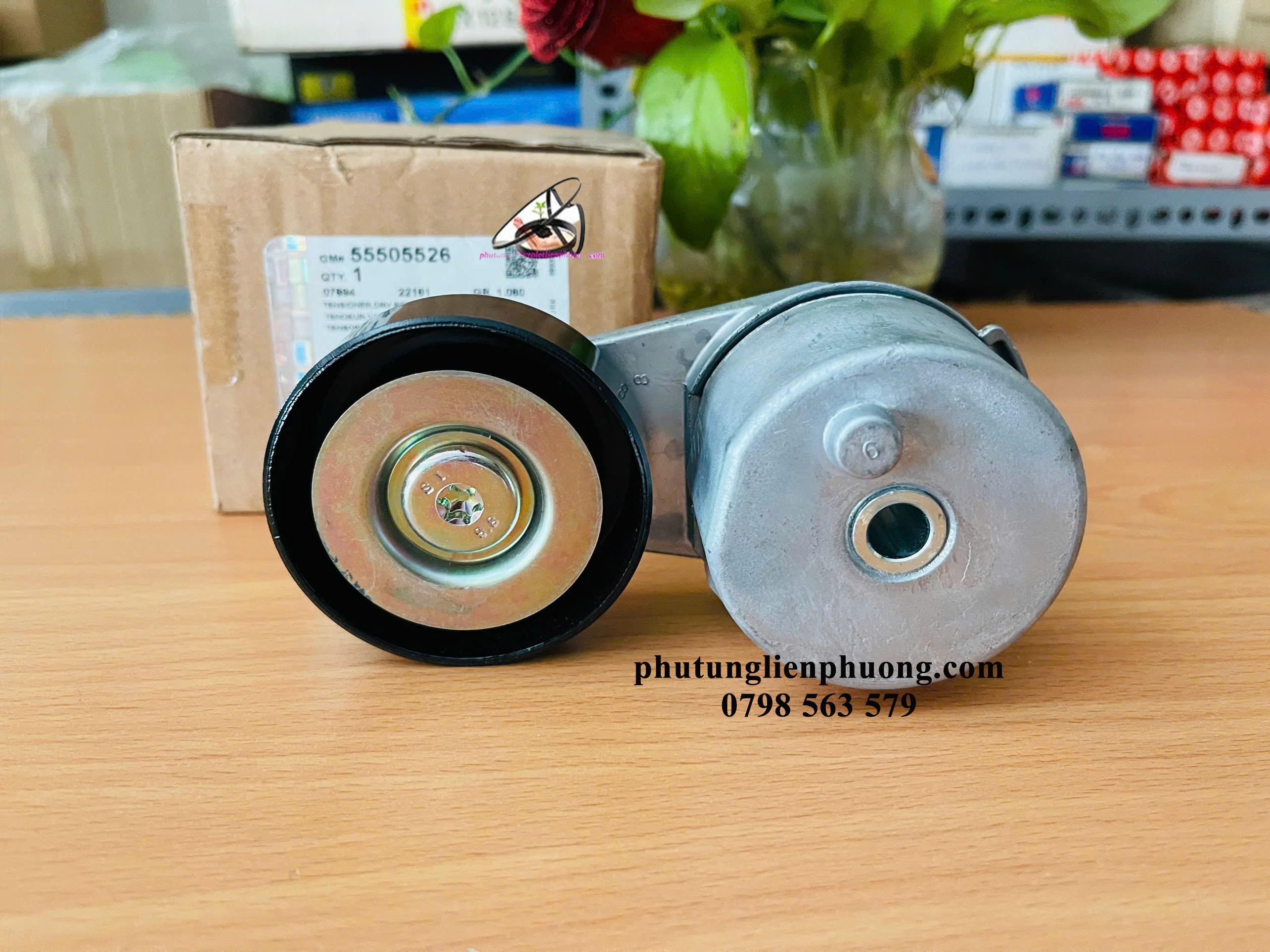 Thiếu dầu bôi trơn cũng là một trong những nguyên nhân gây hư hỏng cụm bi tăng tổng Thiếu dầu bôi trơn cũng là một trong những nguyên nhân gây hư hỏng cụm bi tăng tổng