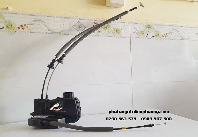 khoá ngậm cửa sau trái hyundai sonata khoá ngậm cửa sau trái hyundai sonata