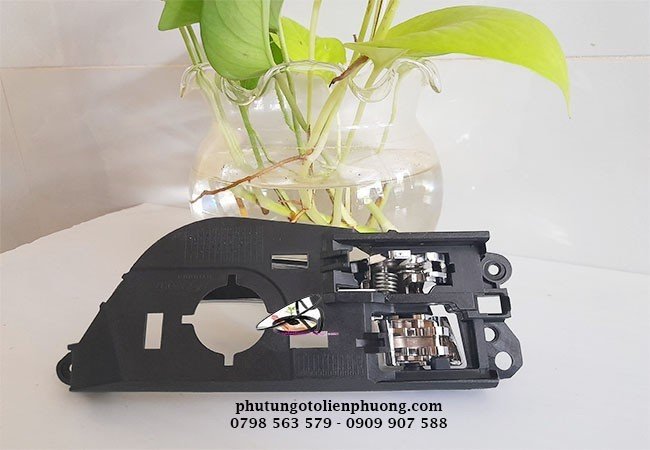 tay mở cửa trong hyundai veloster tay mở cửa trong hyundai veloster