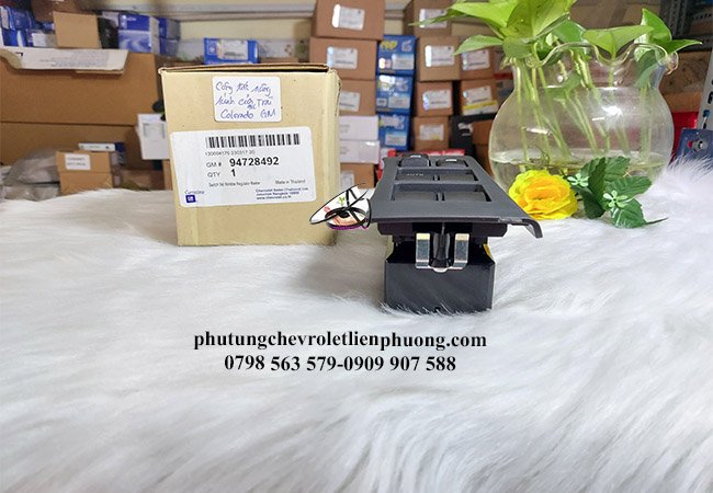 chi tiết công tắc tổng chính hãng xe colorado chi tiết công tắc tổng chính hãng xe colorado