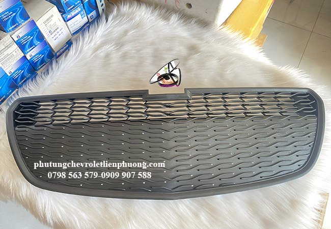 lưới cản trước không viền mạ tạo điểm nhấn cho xe cruze,lacetti lưới cản trước không viền mạ tạo điểm nhấn cho xe cruze,lacetti