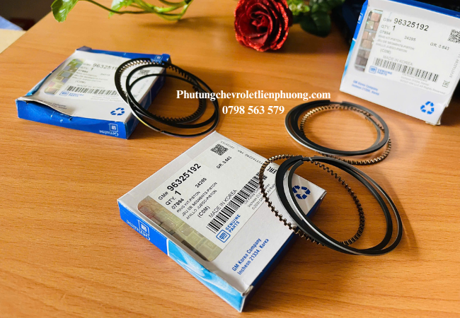 Mục đích chính của séc măng là giữ áp suất khí đốt trong buồng đốt Mục đích chính của séc măng là giữ áp suất khí đốt trong buồng đốt