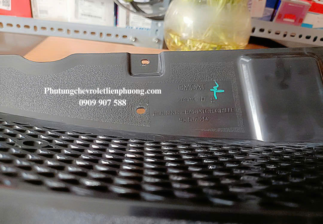 Chất liệu nhựa ABS cao cấp / Crom sáng bóng Chất liệu nhựa ABS cao cấp / Crom sáng bóng