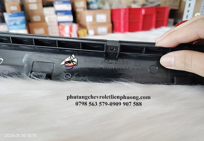 đặt mua ngay ốp trụ cửa kính trước phải cho xe đặt mua ngay ốp trụ cửa kính trước phải cho xe