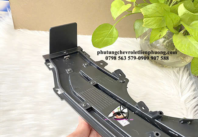 lưới cản ba đờ xóc bảo vệ đèn gầm cao cấp lưới cản ba đờ xóc bảo vệ đèn gầm cao cấp