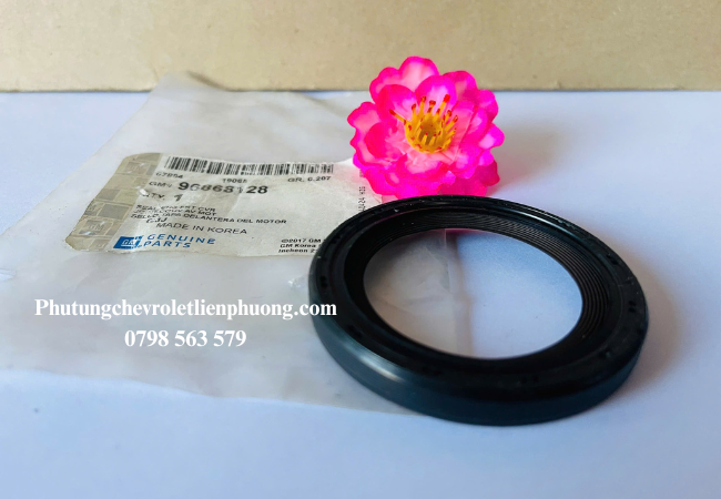 Việc kiểm tra tình trạng của phốt đầu trục cơ Captiva cũng rất cần thiết sau mỗi 50.000 km Việc kiểm tra tình trạng của phốt đầu trục cơ Captiva cũng rất cần thiết sau mỗi 50.000 km