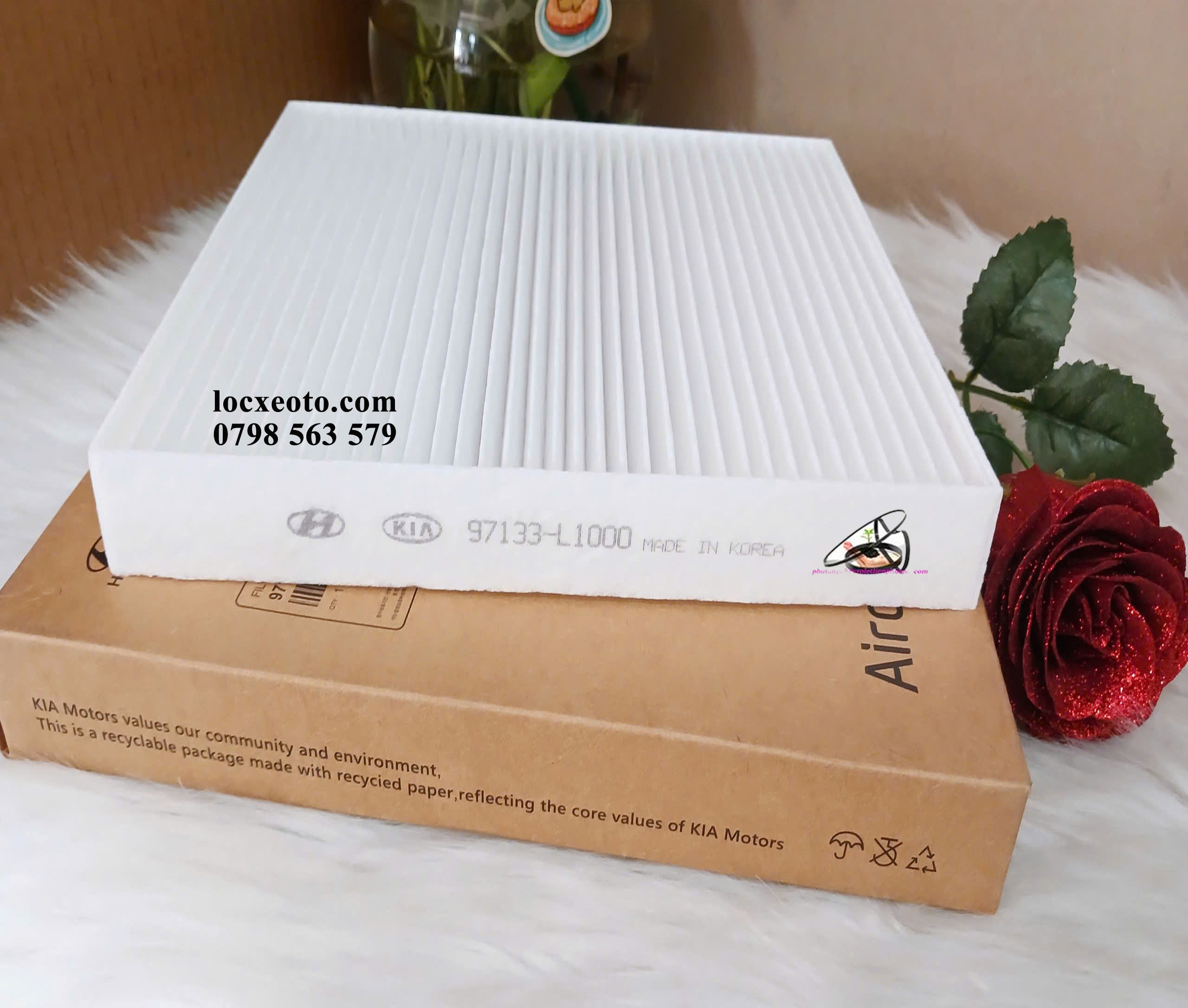 Lọc gió điều hòa Kia Sorento bị bẩn hoặc tắc nghẽn, khả năng lọc không khí giảm đi đáng kể Lọc gió điều hòa Kia Sorento bị bẩn hoặc tắc nghẽn, khả năng lọc không khí giảm đi đáng kể