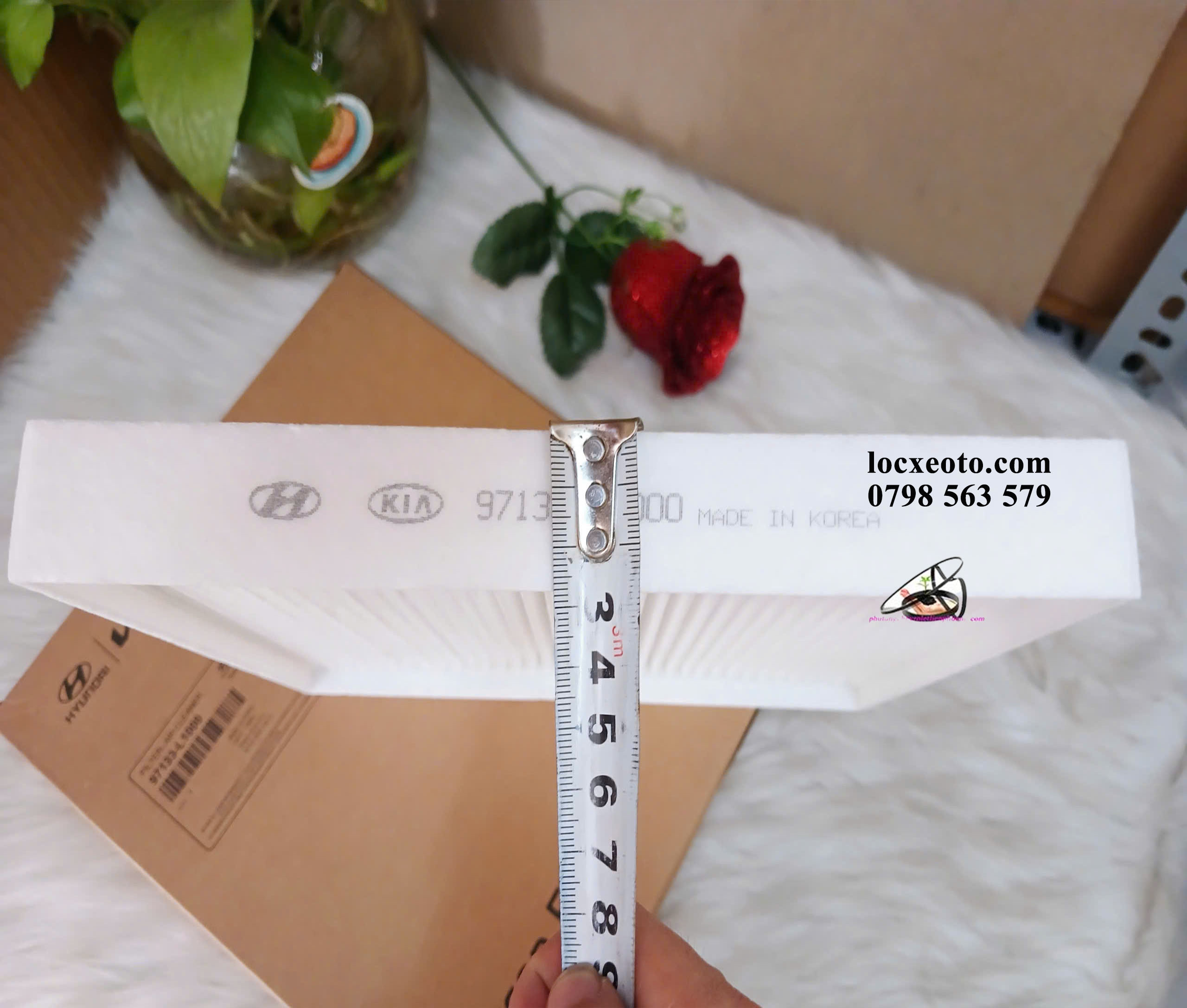 Lớp vật liệu lọc còn giúp loại bỏ vi khuẩn, nấm mốc, giúp không khí trong xe luôn dễ chịu Lớp vật liệu lọc còn giúp loại bỏ vi khuẩn, nấm mốc, giúp không khí trong xe luôn dễ chịu