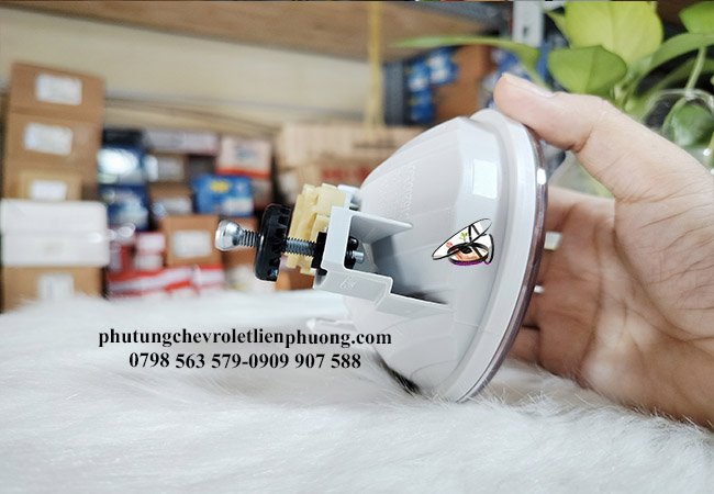 đèn gầm xe spark sản phẩm an toàn cao đèn gầm xe spark sản phẩm an toàn cao