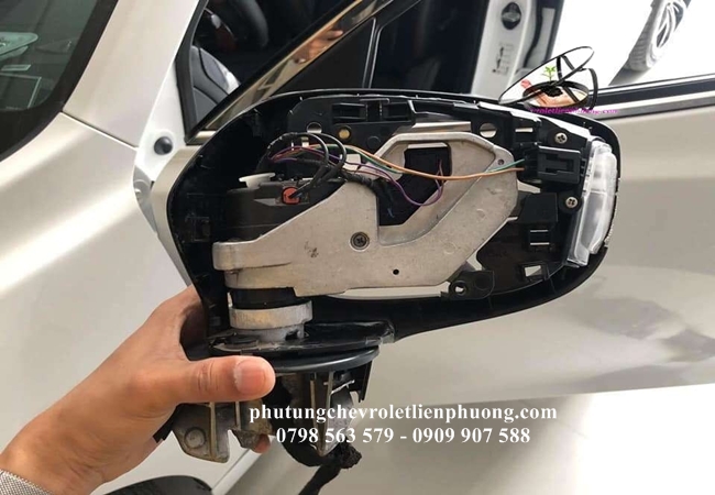 dấu hiệu gương không gập hoặc mở do mô-tơ gương không hoạt động dấu hiệu gương không gập hoặc mở do mô-tơ gương không hoạt động