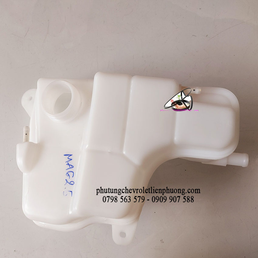 bình nước phụ xe magnus 2.5 bình nước phụ xe magnus 2.5