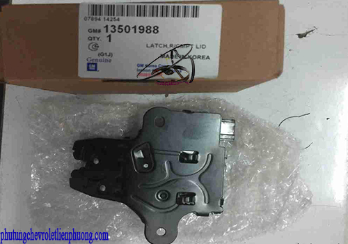 Cơ cấu ổ khóa ngậm cửa cốp sau xe Cruze  Cơ cấu ổ khóa ngậm cửa cốp sau xe Cruze chính hãng