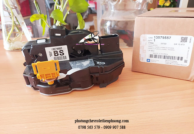 cơ cấu khóa cửa sau trái cruze cơ cấu khóa cửa sau trái cruze