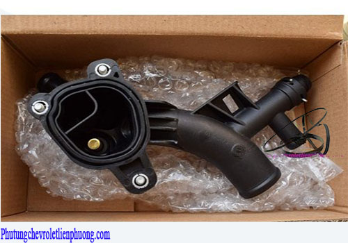 Ống chia nước làm mát xe Chevrolet Trax Hình ảnh thực tế ống chia nước làm mát Chevrolet Trax