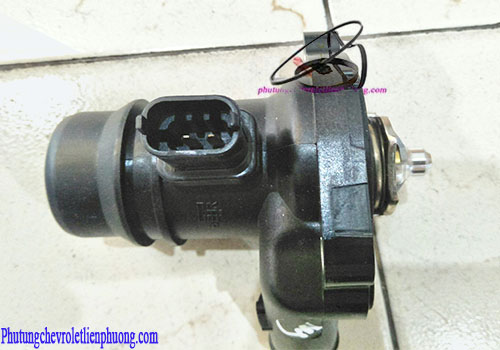 Van hằng nhiệt xe Chevrolet Trax Đầu giắc cắm của van hằng nhiệt xe Chevrolet Trax