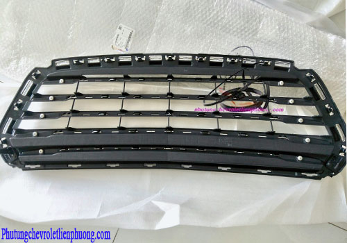 Mặt ca lăng dưới xe Chevrolet  Captiva 2016-2017 chính hãng Mặt sau ca lăng dưới Captiva 2016-2017 đều được làm bằng nhựa