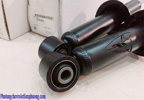 Giảm xóc trước xe Chevrolet Colorado chính hãng Trên thân giảm xóc trước Colorado chính hãng được khắc mã số GM