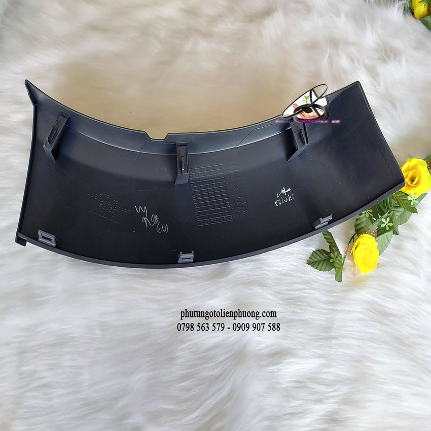 ốp cản trước hilux ốp cản trước hilux