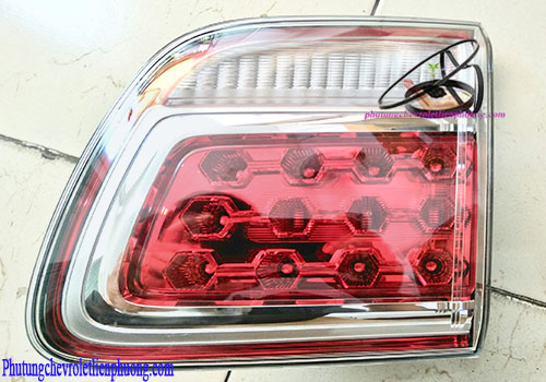Đèn hậu Led phía trong bên phụ xe Chevrolet Traiblazer Đèn hậu Led chính hãng GM xe Traiblazer