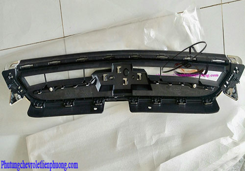 Mặt ca lăng trên Chevrolet Captiva 2016-2017 chính hãng Mặt trong của ca lăng trên Captiva 2016-2017