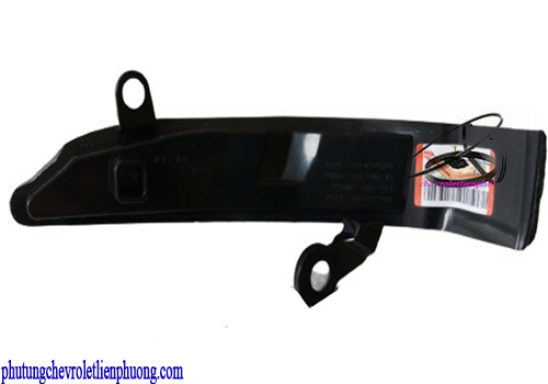 Đèn xi nhan trên gương chiếu hậu xe Vinfast Fadil Chi tiết mặt sau đèn xi nhan trên gương hậu xe Fadil