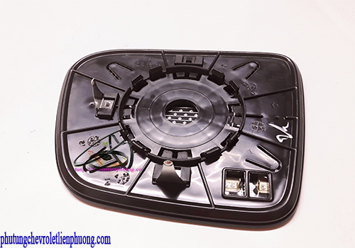 Mặt gương chiếu hậu bên tài xe Orlando Hình ảnh thực tế phía sau mặt gương chiếu hậu bên tài xe Orlando