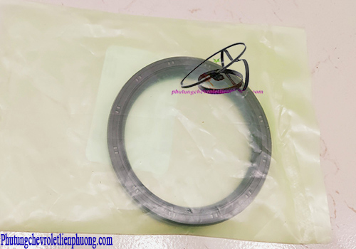 Phớt đuôi trục cơ xe Cruze 1.6 Hình ảnh thực tế phớt đuôi trục cơ xe Cruze 1.6