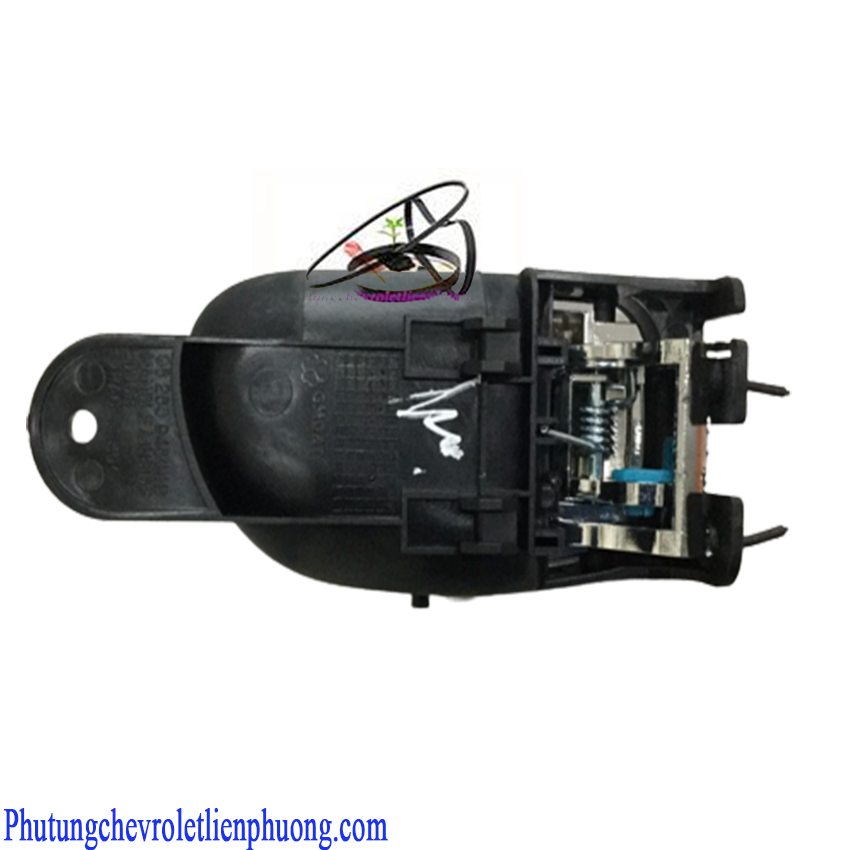 Tay mở cửa trong bên phải xe Chevrolet Vivant Tay mở cửa trong bên phải xe Chevrolet Vivant