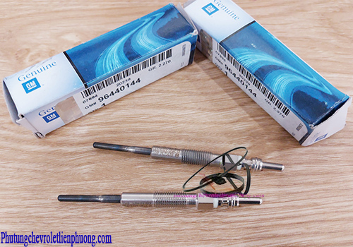 Bugi sấy xe Captiva máy dầu Hình ảnh bugi sấy và vỏ hộp chính hãng của xe Captiva máy dầu