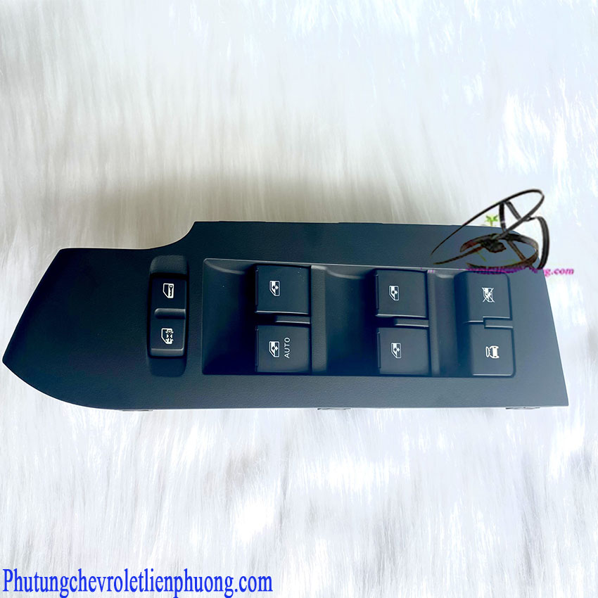 Công tắc nâng kính tổng xe Chevrolet Captiva C100 Công tắc nâng kính tổng xe Chevrolet Captiva C100