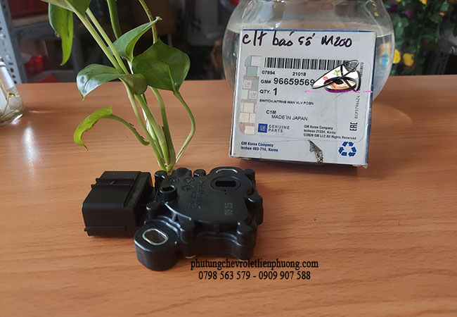 công tắc báo số xe spark m200 công tắc báo số xe spark m200