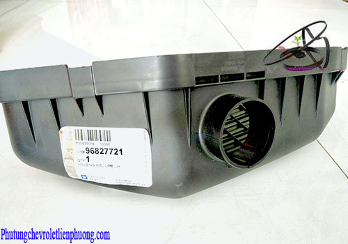 Nắp trên hộp lọc gió động cơ Chevrolet Spark M300 Tem mác và mã số chính hãng của nắp trên hộp lọc gió động cơ Spark M300