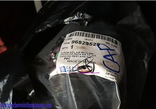 ống hút gió vào thân bướm ga Captiva Mã số ống hút gió vào thân bướm ga xe Chevrolet Captiva