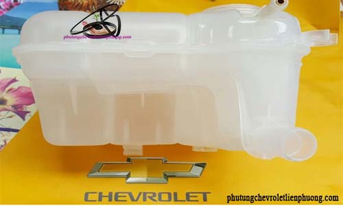 bình nước phụ ô tô bình nước phụ ô tô