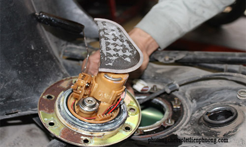 bơm xăng ô tô bơm xăng ô tô