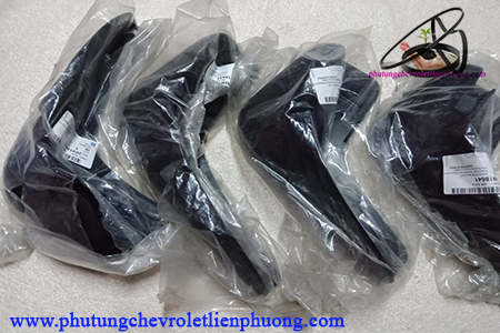 Chắn bùn bánh captiva Chắn bùn bánh captiva