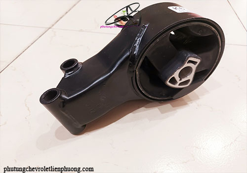 chân máy sau xe cruze chân máy sau xe cruze